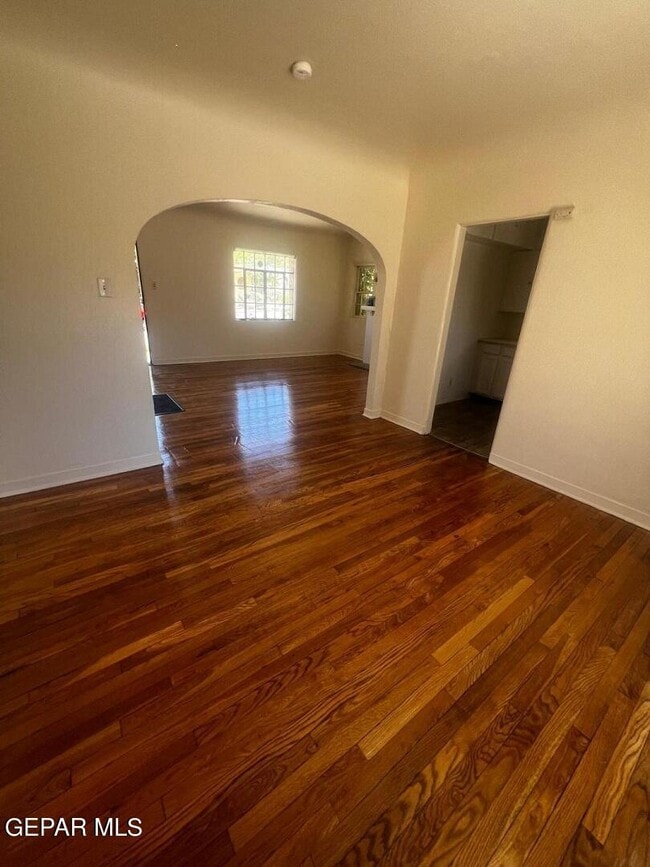 Building Photo - 822 McKelligon Dr