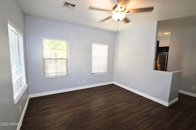 Building Photo - 854 S San Marcos Dr