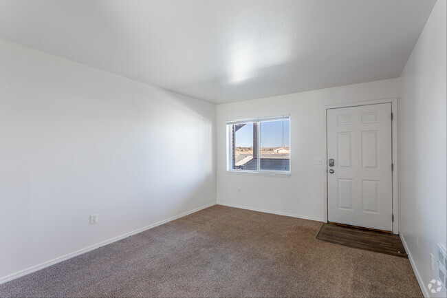 3HAB, 2BA - 1,050 ft² - Willow Place