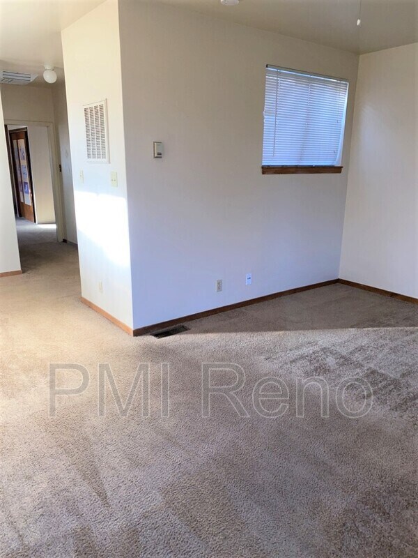 Building Photo - 990 Hunter Lake Dr
