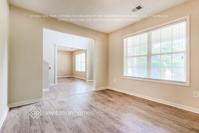 Foto del edificio - 260 Glen Echo Dr