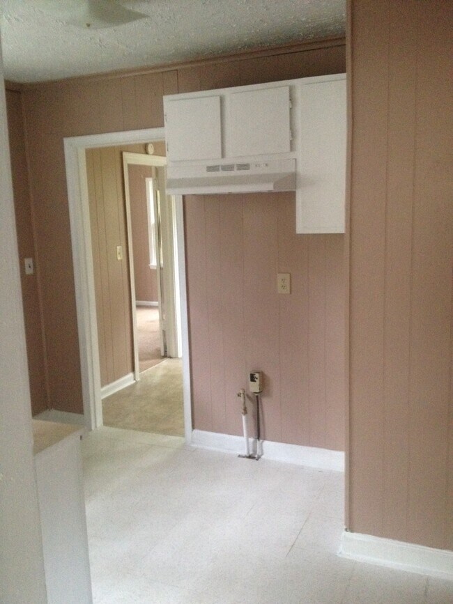 Foto del edificio - **AVAILABLE NOW**Near Ft. Benning/Columbus, GA 3 Bedroom / 1 Bathroom Home for Rent***