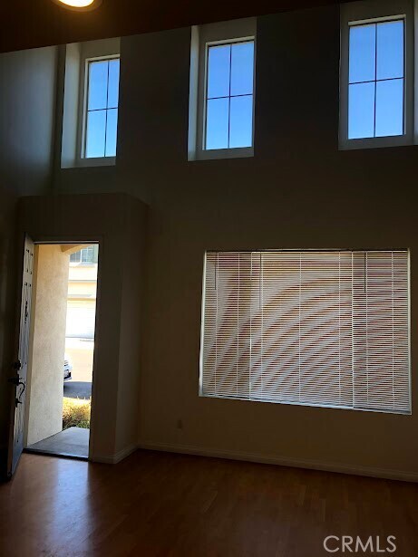 Foto del edificio - 16385 Creekside Pl