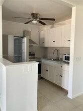 Building Photo - 157 Fanshaw D