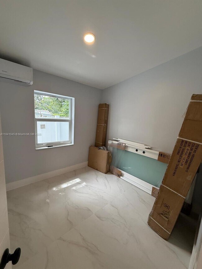 Foto del edificio - 5636 Arthur St