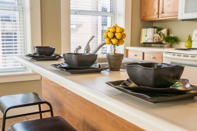 Open Kitchen - 802 E Broadway