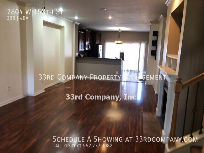 Building Photo - Gorgeous 3 Bed/4 Bath Townhome in Overland...