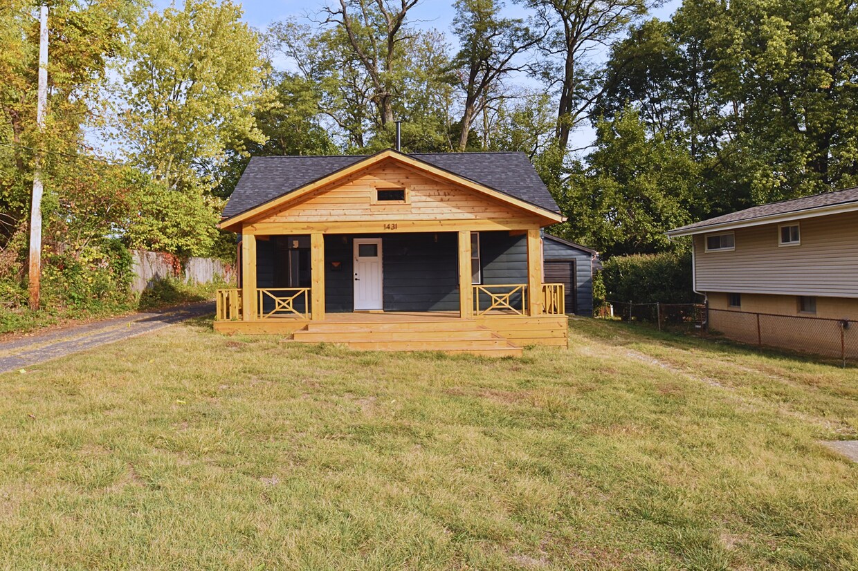 Foto principal - 1431 E Rouse Ave