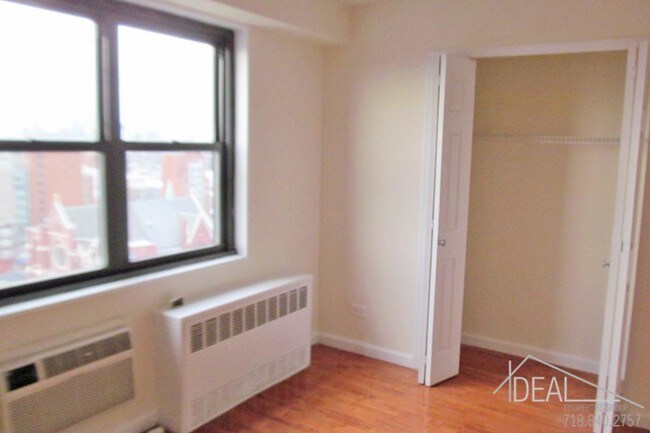 Foto del edificio - 349 10th St