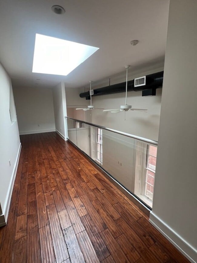 Building Photo - 125 Washington St