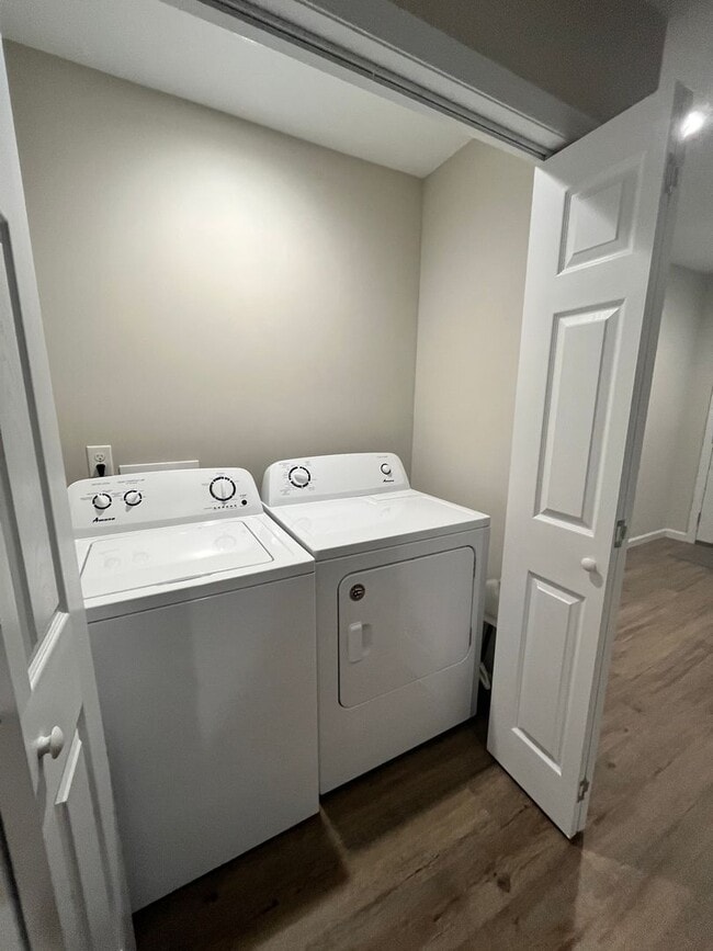 Foto del edificio - Luxury Living in Winchester, TN: Spacious ...