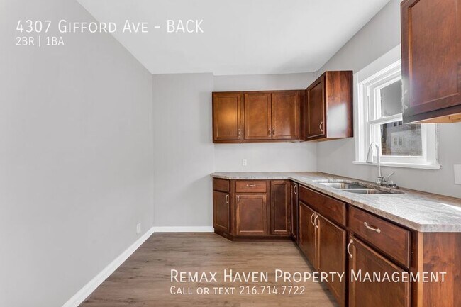 Foto del edificio - 4307 Gifford - Back House, Old Brooklyn - ...
