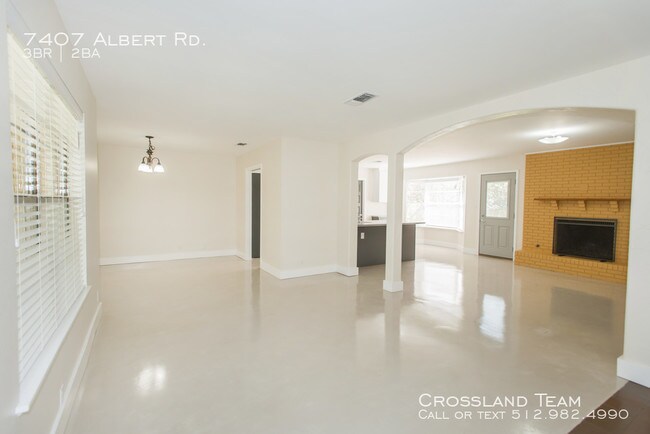 Building Photo - South Austin Home on 1 Acre