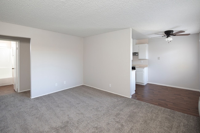 Interior Photo - Palm Estates Apartments