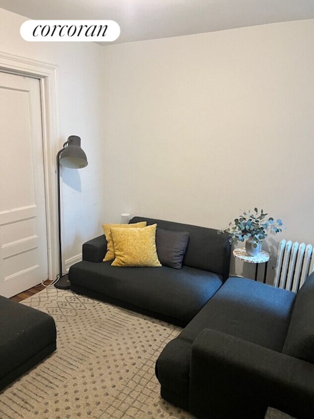 Foto principal - 21-42-42 45th Rd
