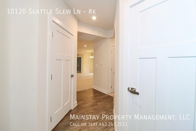 Building Photo - 2 Bed 2 Bath Elevator Condo in Howard Coun...