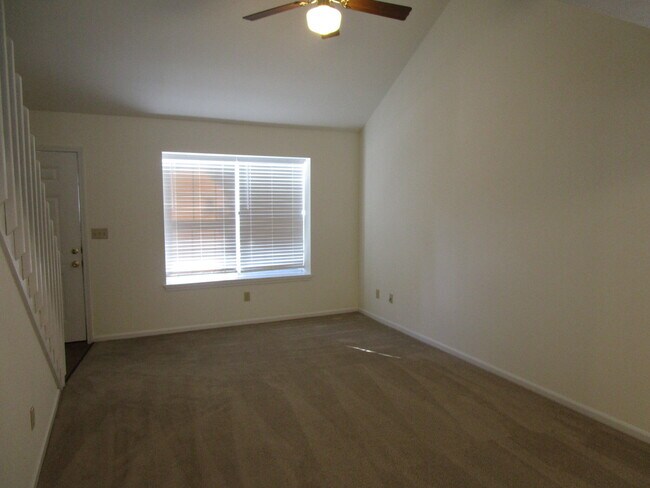Foto del edificio - 3521 Prescott Dr