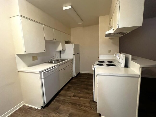 Foto del edificio - 1037 E 44th St
