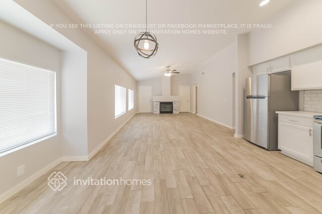Foto del edificio - 14250 N 50th Ln
