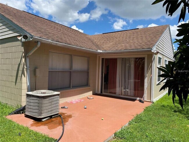 Foto del edificio - 13121 Philadelphia Woods Ln
