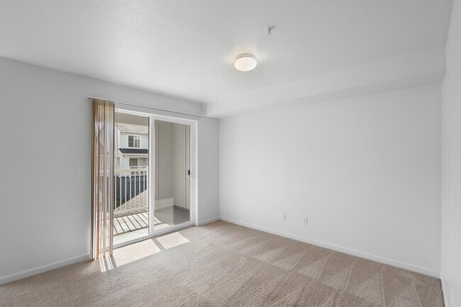 1x1 Cobble Creek (PLANO) - Summer Creek Apartments