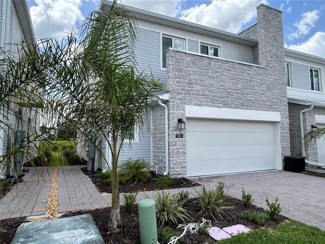 Building Photo - 398 Bogey Dr