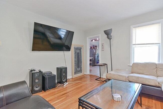 Foto del edificio - 256 W Sixth St
