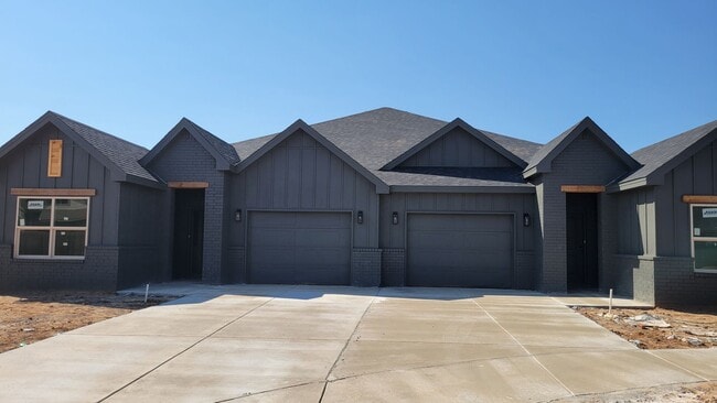 Foto del edificio - 7117 22nd Pl