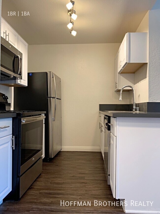 Foto del edificio - 4124 N Eagle Rock Blvd