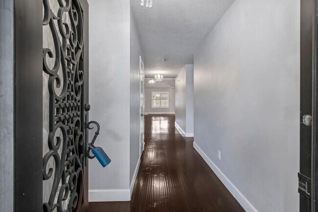 Foto del edificio - 2209 Ames St