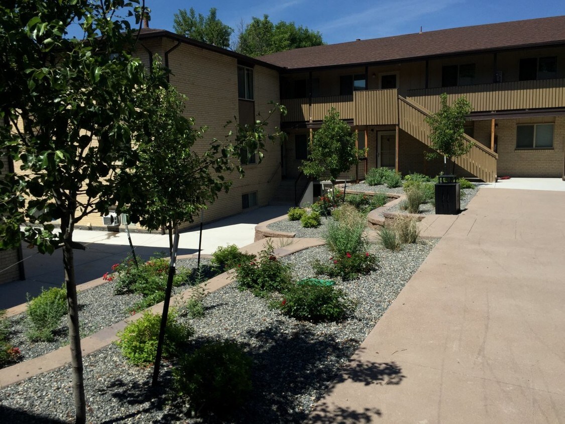 Foto principal - 7670 W 61st Ave