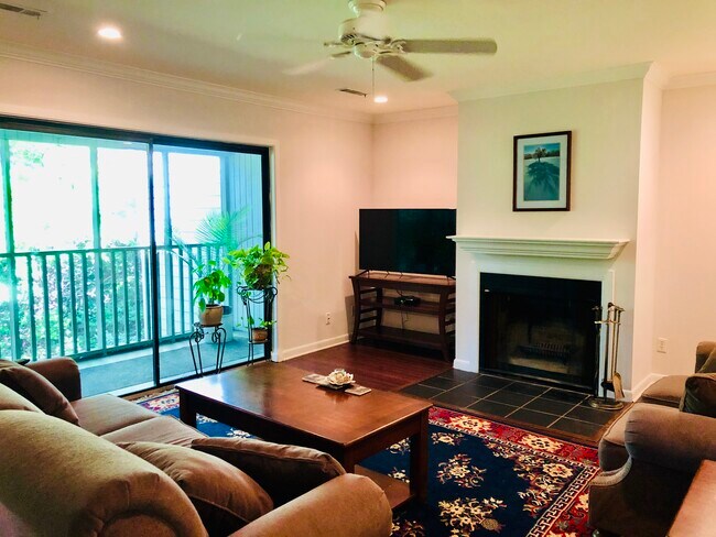 Foto del edificio - 1134 Village Creek Ln