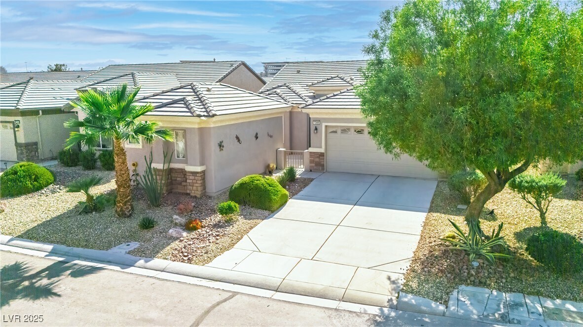 Primary Photo - 7349 Shelduck St