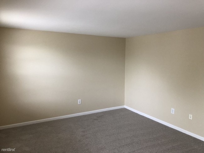 Building Photo - 2 br, 1 bath Condo - 6264 Beechfield Dr