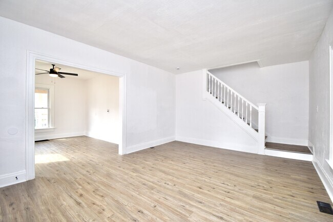 Foto del edificio - 1011 Epworth Ave