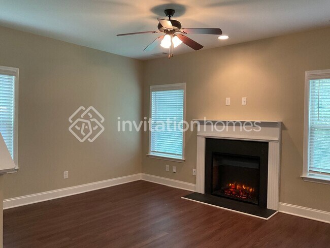 Building Photo - 511 Kirkland Dr