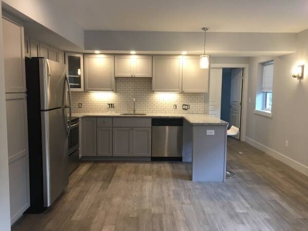 Foto del edificio - 107 S Albany St