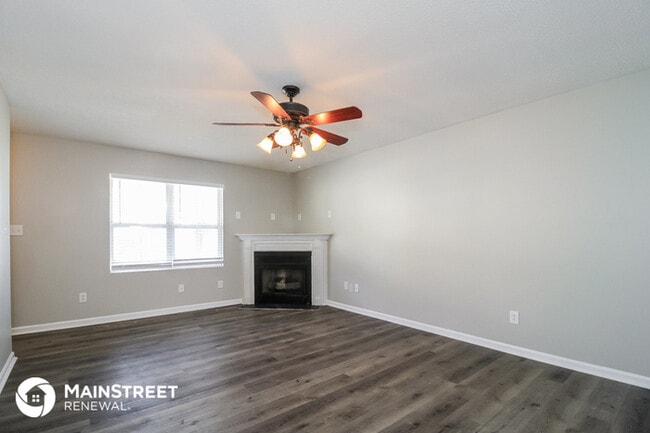 Building Photo - 490 Mae Stone Dr