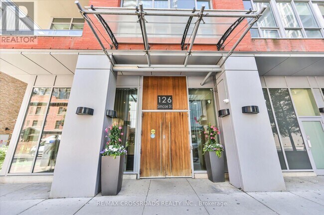 Photo du bâtiment - 126 Simcoe St