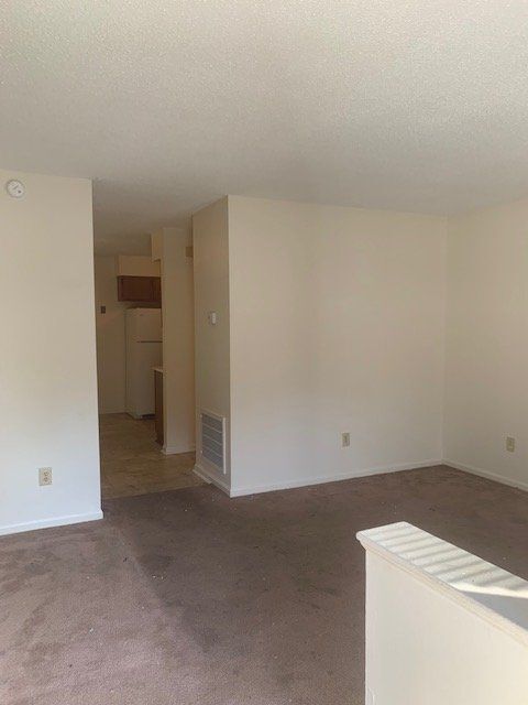 Building Photo - 920 B's Barbeque Rd