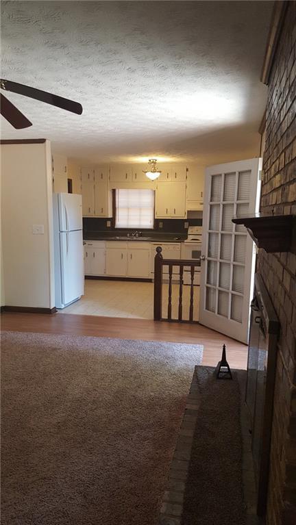 Foto del edificio - 2206 Country Club Dr SE