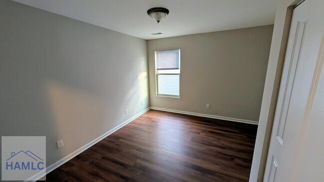 Foto del edificio - 418 Valdez Ct