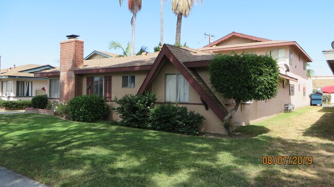 Building Photo - 10260 Sentry Dr