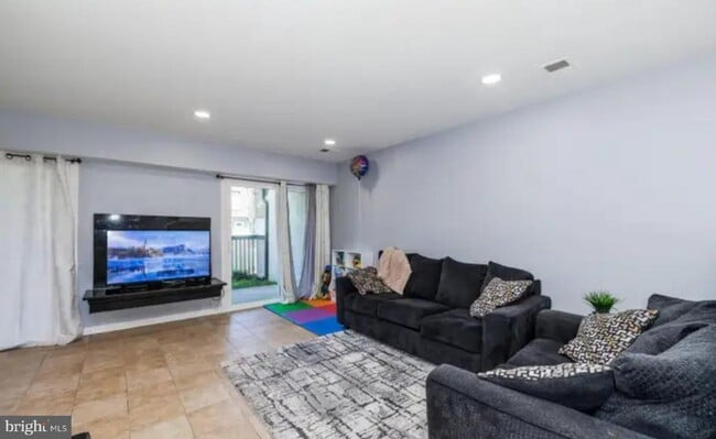 Foto del edificio - 3919 El Soneta Pl