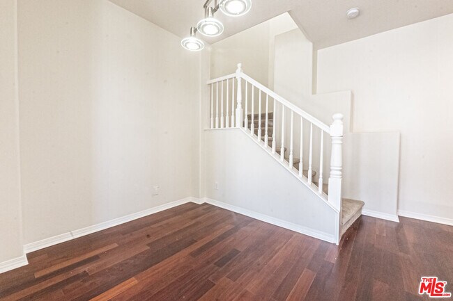 Foto del edificio - 5402 W 149th Pl