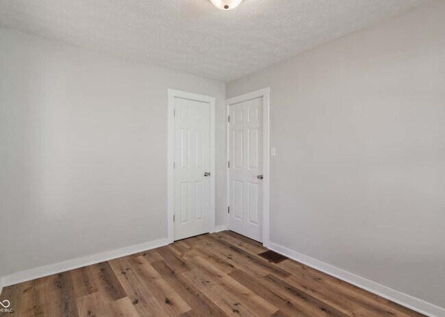 Foto del edificio - 3505 Ralston Ave