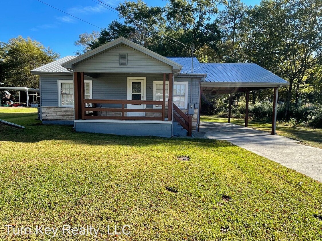 2 br, 1 bath House 50 Wilson Street House Rental in Springville, AL