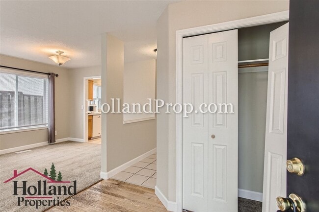 Building Photo - Beautiful Single-Family Home with 2-Car Garage in East Hillsboro!