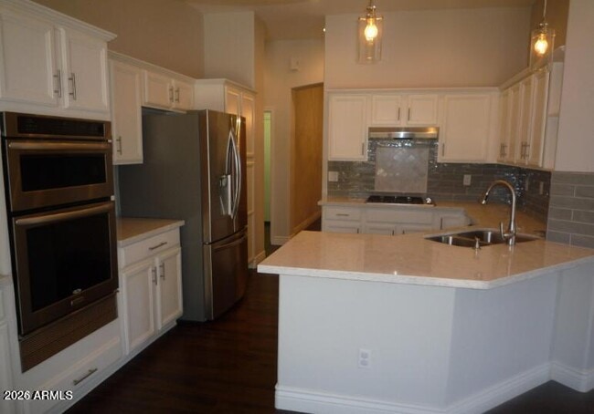 Foto del edificio - 4515 E Weaver Rd