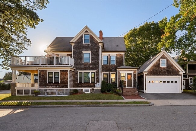 Foto del edificio - 101 Beach St